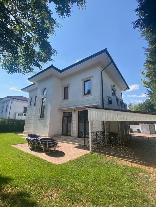 Complex rezidențial premium / Iancu Nicolae 1
