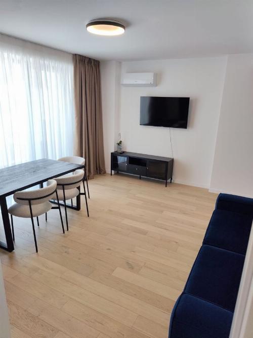 Apartament cu 3 camere de închiriat | One Cotroceni | Etaj 11 | Parcare inclusă 2