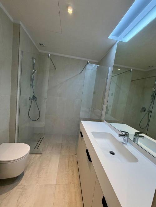 One Floreasca Towers! NOU Doua camere  + parcare 7