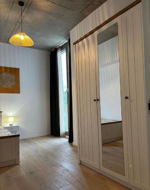 Vilă nouă la prima închiriere | Smart Home | Curte privată | Comu 10