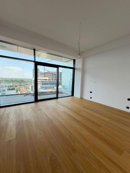 12th Floor | Ceilings 3.5 m | Generous terrace 11