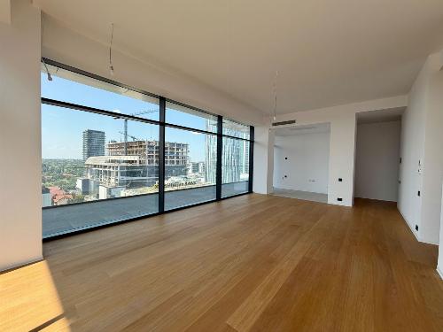12th Floor | Ceilings 3.5 m | Generous terrace 4
