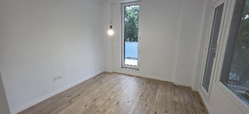 Ideal villa for dental clinic, salon or other activities 4