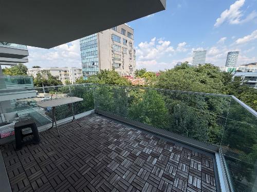 3 rooms / One Herastrau Plaza / free view 3