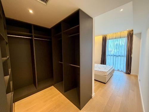 3 rooms / One Herastrau Plaza / free view 10