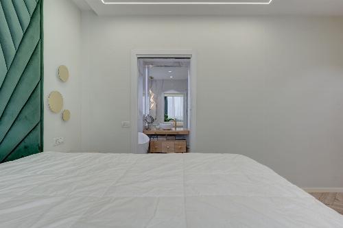Apartament spectaculos 4 camere | 150 mp utili + terasă generoasă 70 mp | Delea 8