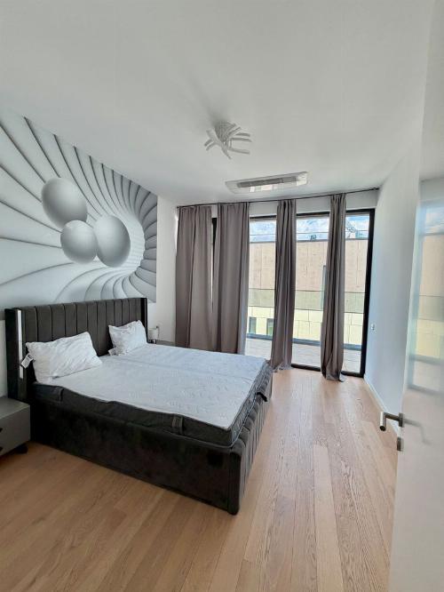 Penthouse premium de închiriat | WIN Herăstrău | 4 camere | Terasă de 50 mp 11
