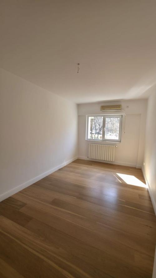 Spacious and bright apartment, completely renovated, near Herastrau Park 6