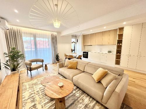 Bloc boutique/ parcare subterană 3