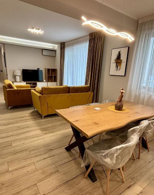Lascar Catargiu – 3 rooms, underground garage 1