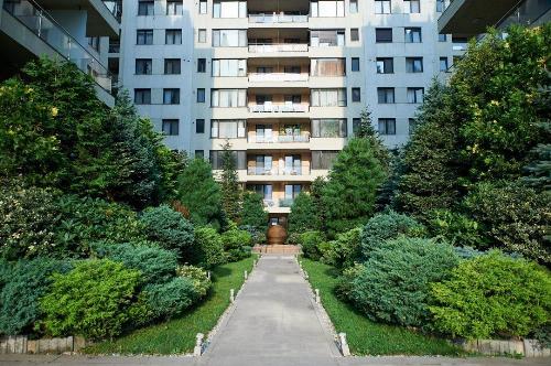 2 room apartment in North Area Lake View Herastrau complex 1
