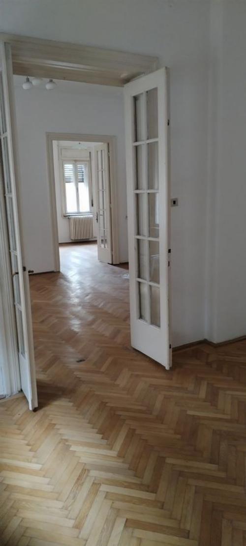 Vilă 5 camere de vânzare | Floreasca | Curte proprie 11