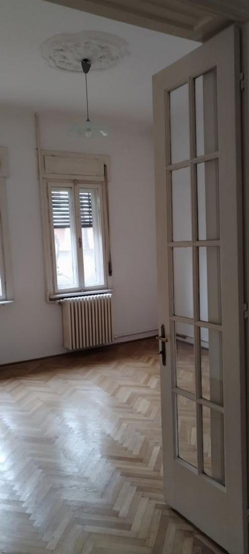 Vilă 5 camere de vânzare | Floreasca | Curte proprie 14