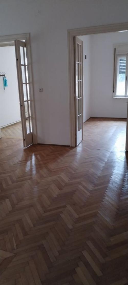 Vilă 5 camere de vânzare | Floreasca | Curte proprie 10