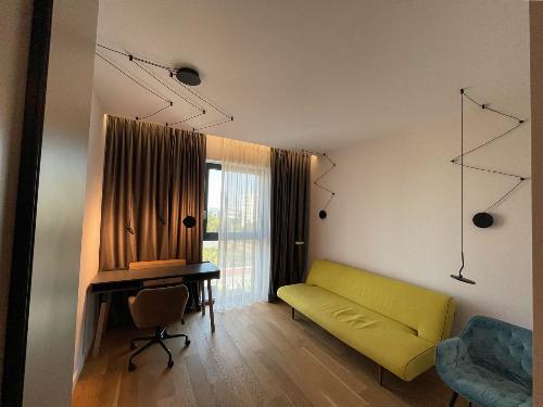 One Herastrau Towers 8