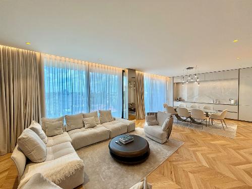 O experiență de locuire aparte | 280 mp utili | Suită matrimonială 100 mp 14