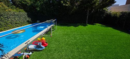 Iancu Nicolae, modern villa with pool and private garden 3