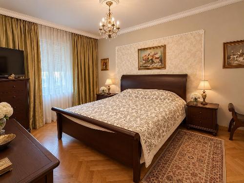 Apartament 4 camere de închiriat | Eleganță clasică | Calea Plevnei 7
