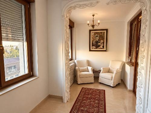 Apartament 4 camere de închiriat | Eleganță clasică | Calea Plevnei 10
