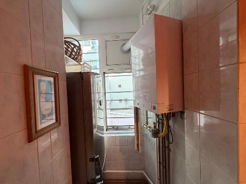 Apartament cu 2 camere, 2 bai, în zona Strada Sfintii Voievozi 13