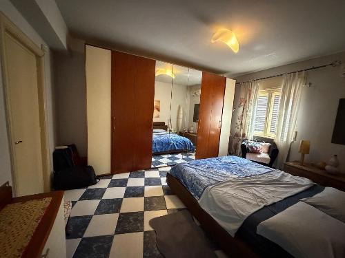 Apartament cu 2 camere, 2 bai, în zona Strada Sfintii Voievozi 6