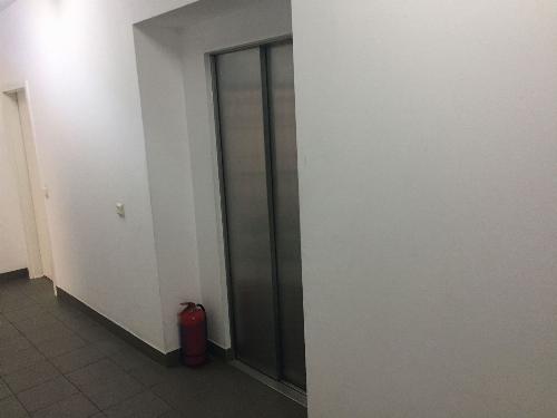 Office Building: Johann Strauss 7