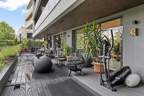 Floreasca, 4-room apartment with its own terrace, courtyard and lake view