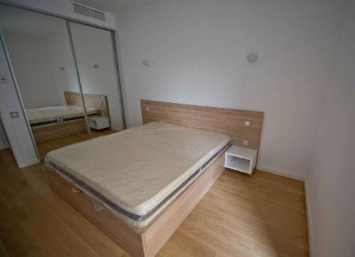 Floreasca apartament de inchiriat de 2 camere cu loc de parcare in subteran